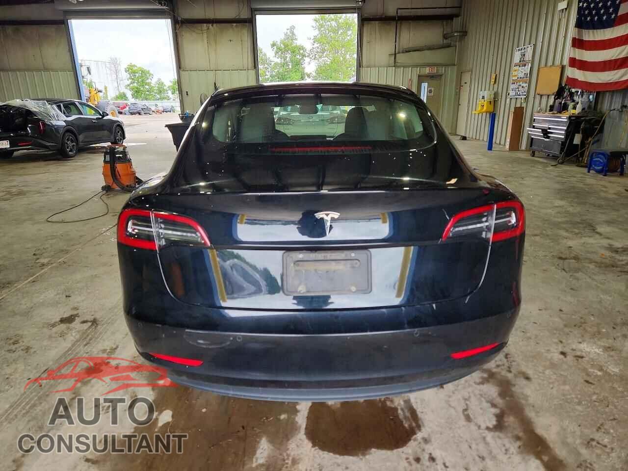 TESLA MODEL 3 2022 - 5YJ3E1EA9NF368756