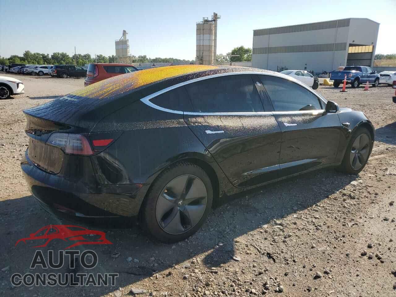 TESLA MODEL 3 2018 - 5YJ3E1EA9JF165621