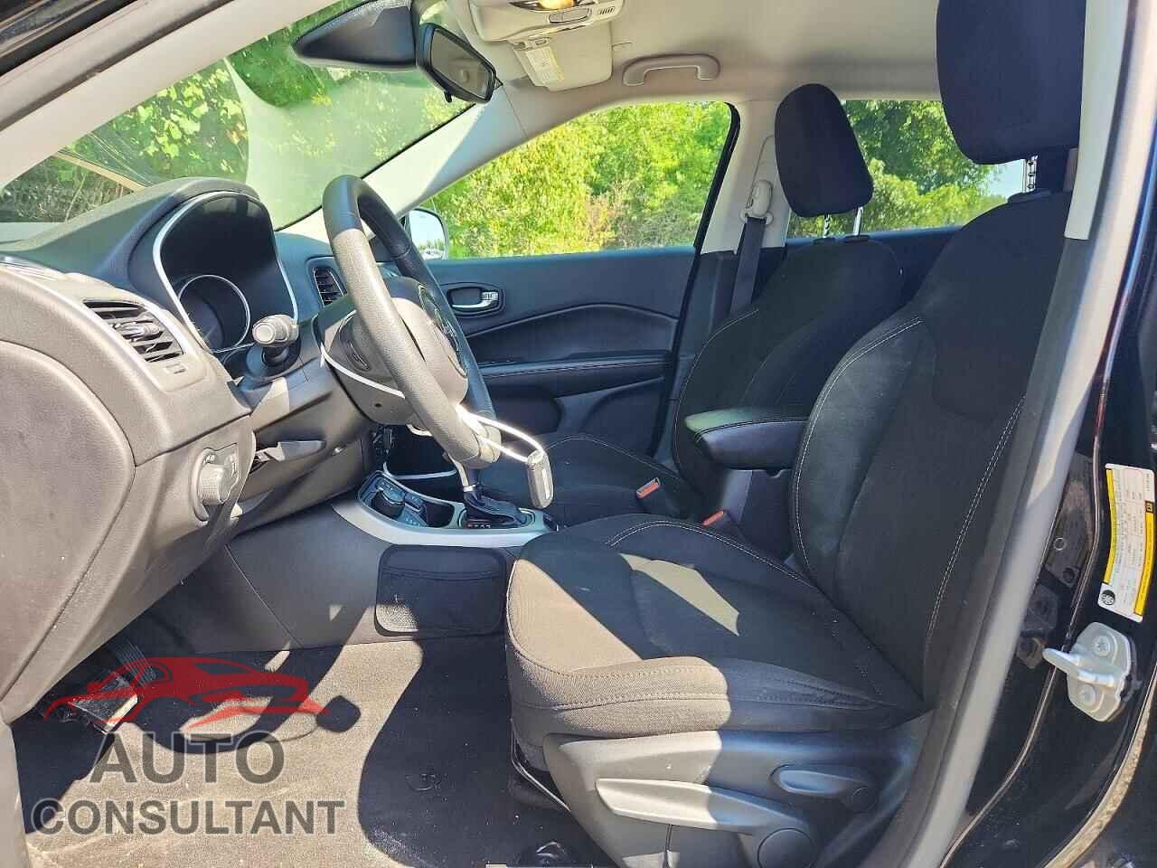 JEEP COMPASS 2020 - 3C4NJDAB9LT210159