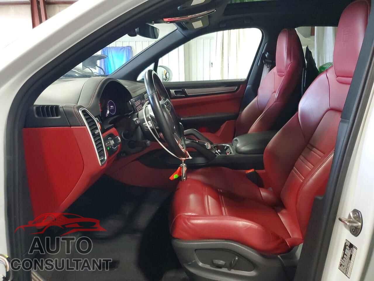PORSCHE CAYENNE 2023 - WP1AA2AY2PDA00147