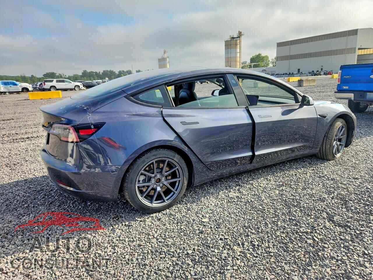 TESLA MODEL 3 2023 - 5YJ3E1EA4PF697271