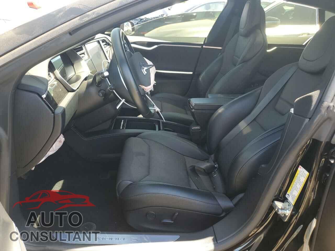 TESLA MODEL S 2017 - 5YJSA1E25HF215019