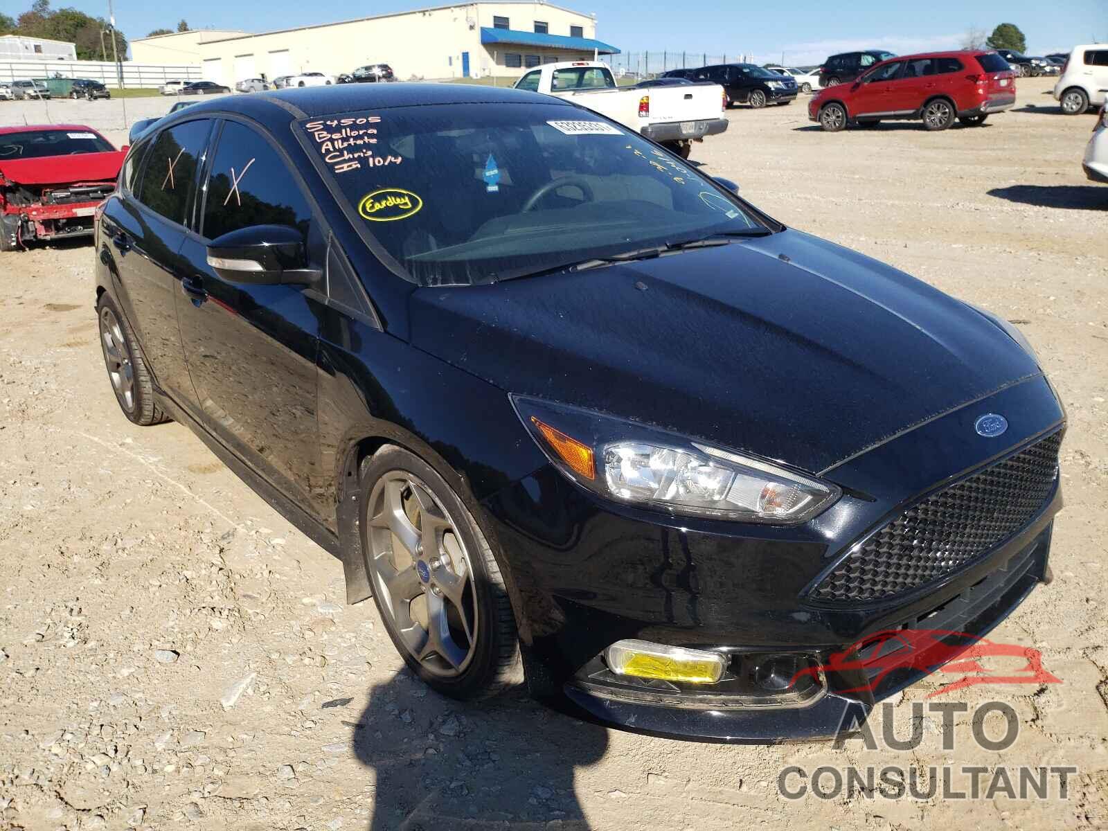 FORD FOCUS 2017 - 1FADP3L96HL320416