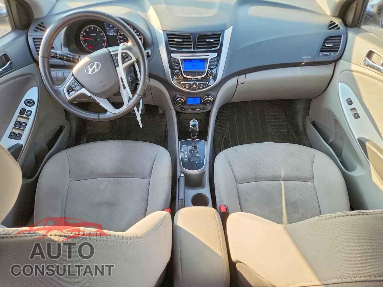 HYUNDAI ACCENT 2013 - KMHCU4AE7DU330960