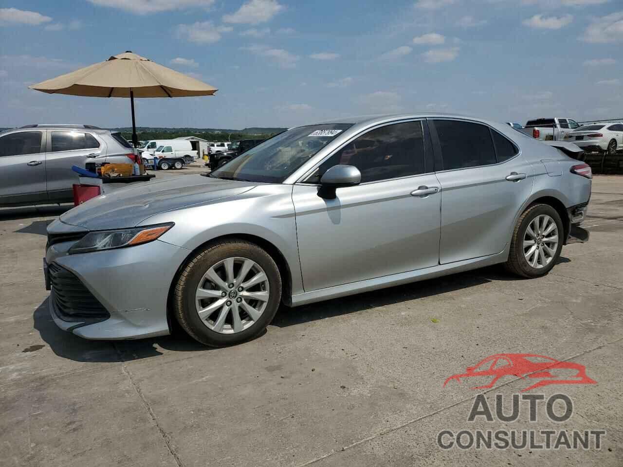 TOYOTA CAMRY 2018 - JTNB11HK9J3049680
