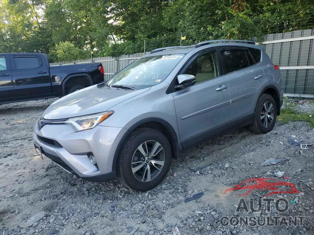 TOYOTA RAV4 2018 - JTMRFREV9JD231553