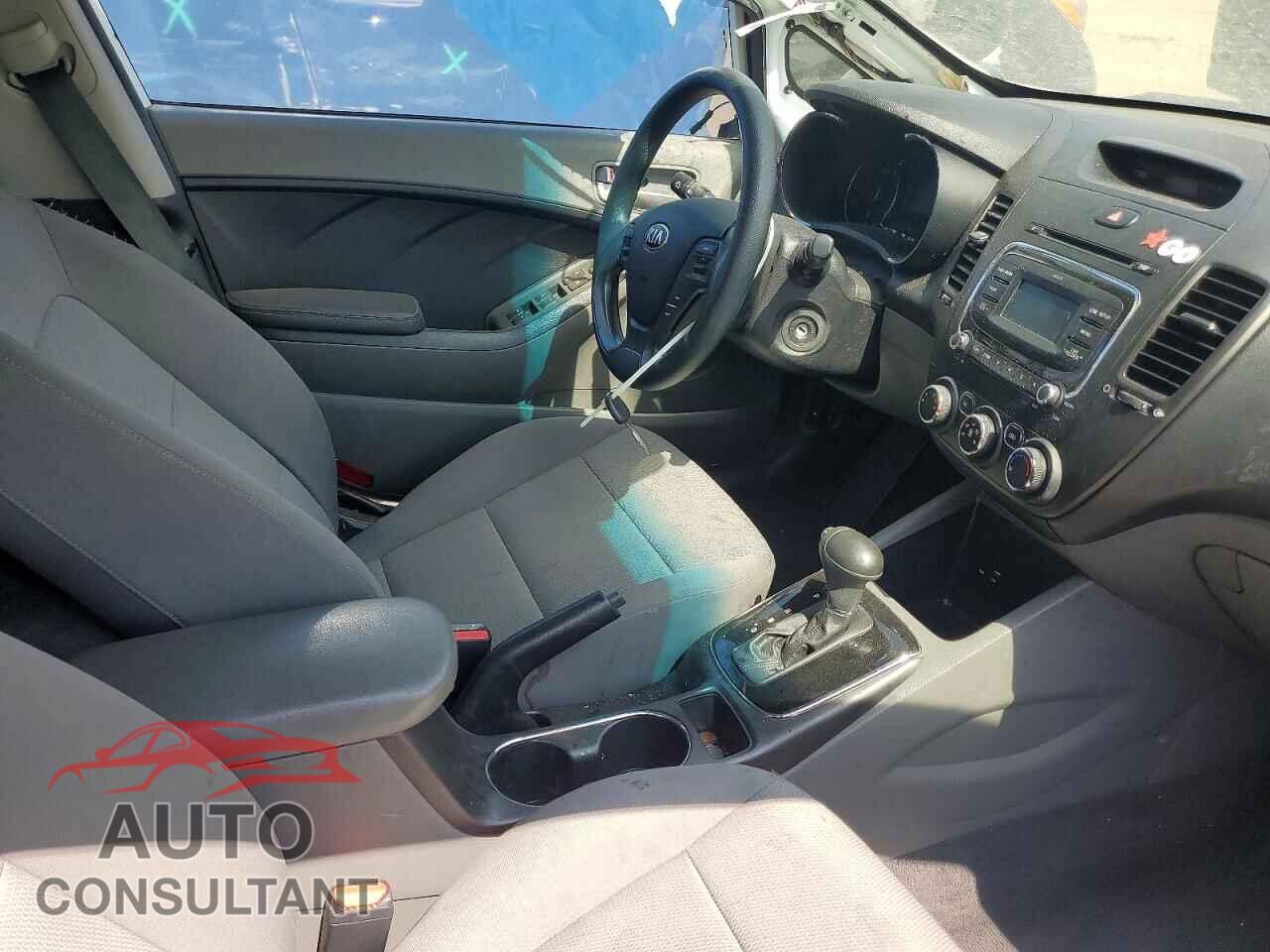 KIA FORTE 2017 - 3KPFK4A75HE157775