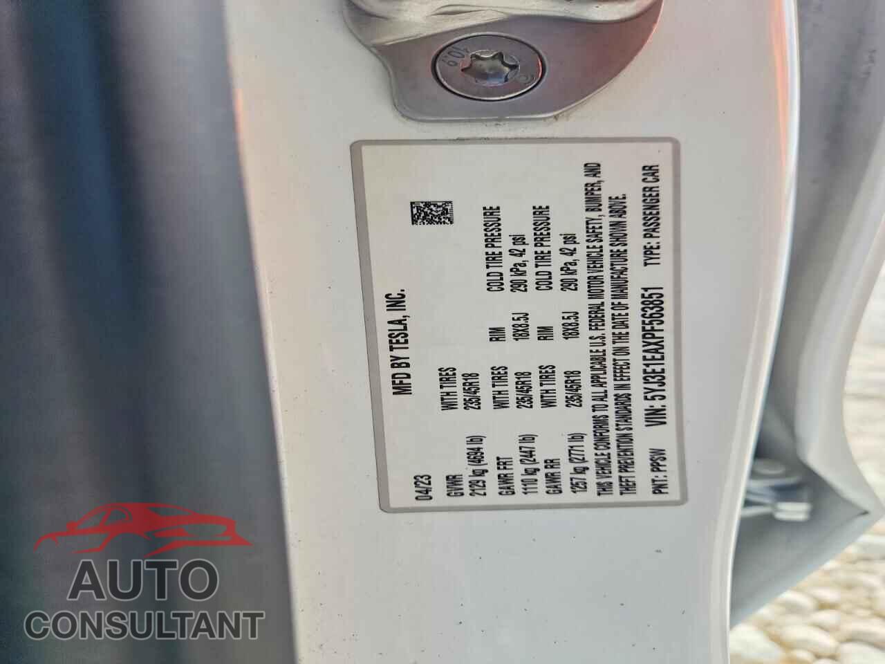 TESLA MODEL 3 2023 - 5YJ3E1EAXPF563851