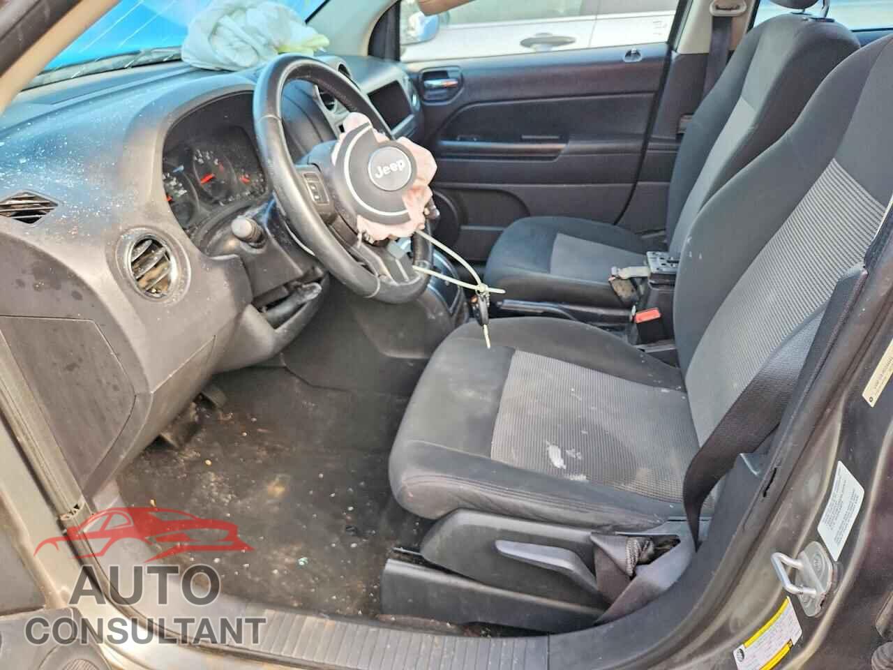 JEEP COMPASS 2011 - 1J4NF1FB1BD244443