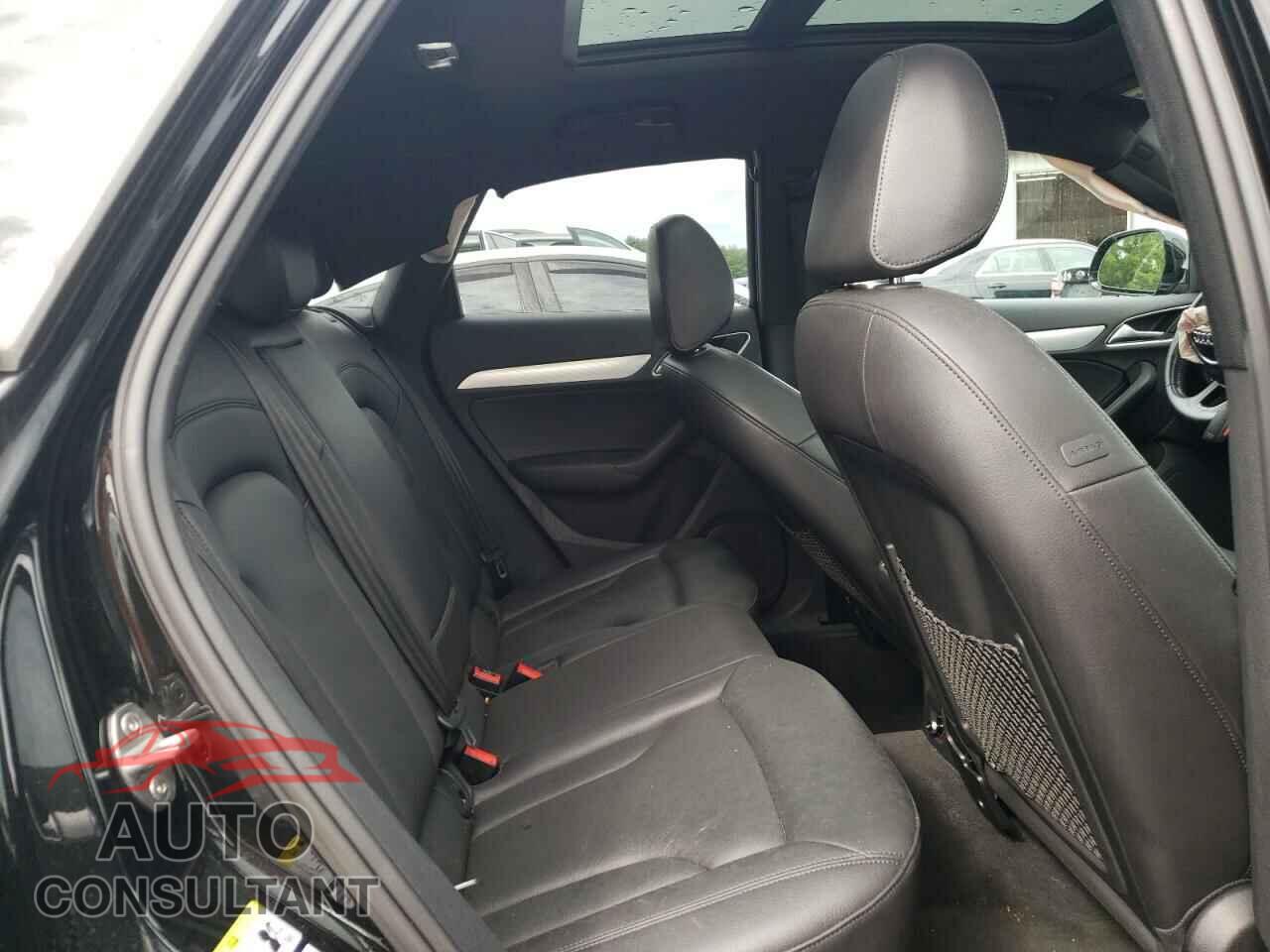 AUDI Q3 2017 - WA1JCCFS3HR012425