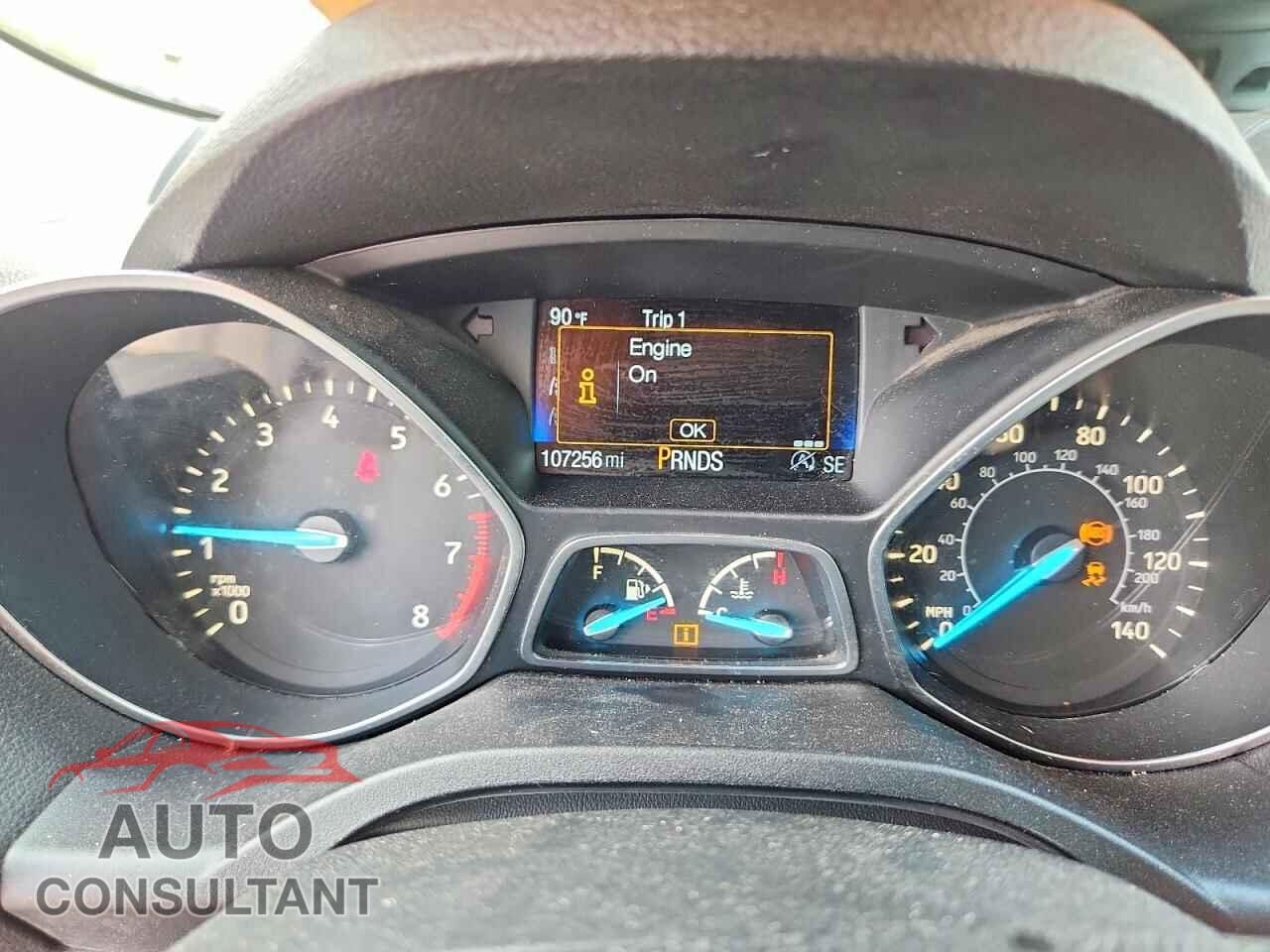 FORD ESCAPE 2017 - 1FMCU9GD2HUC25888