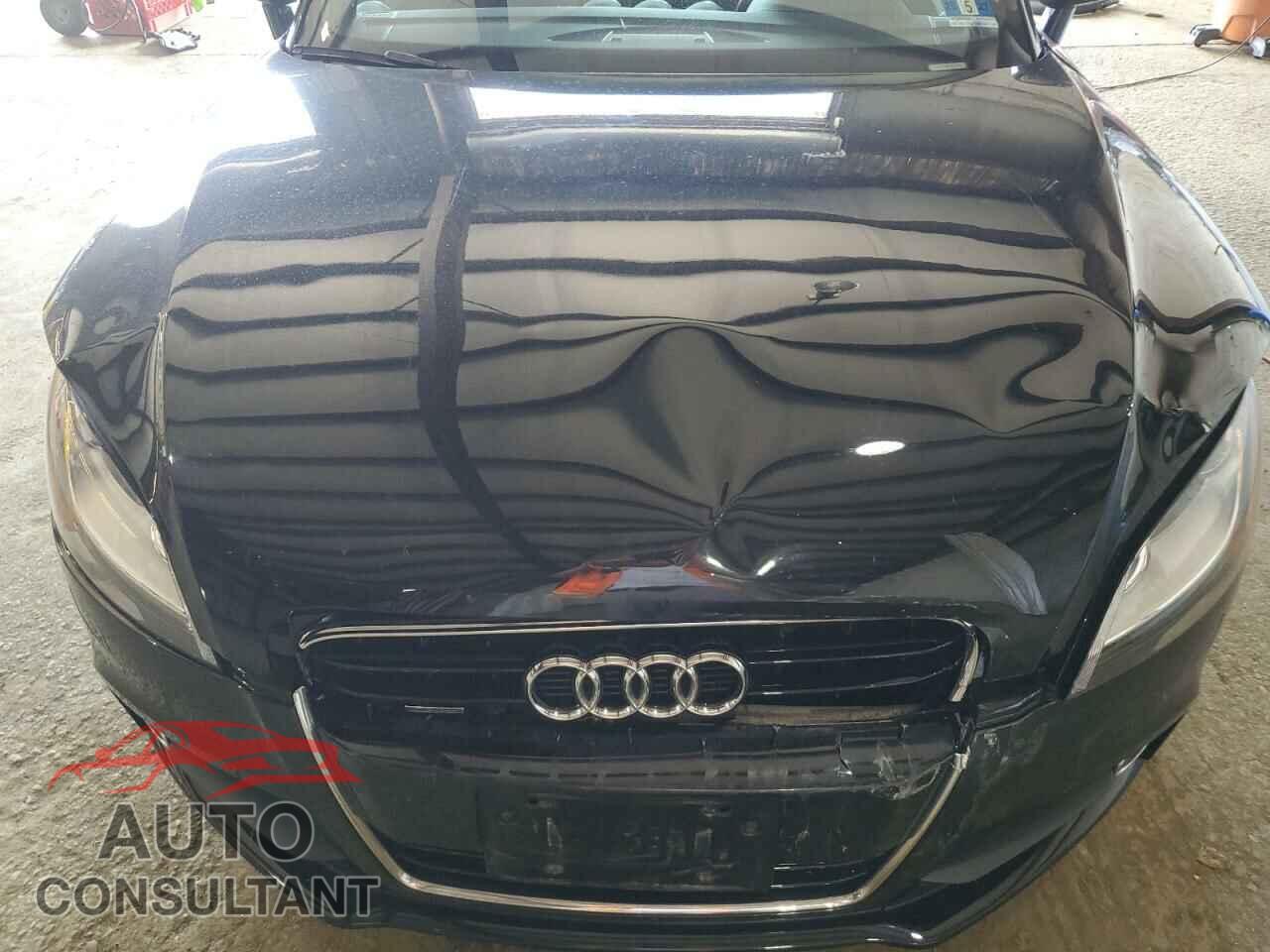 AUDI TT 2014 - TRUBFAFK5E1009399