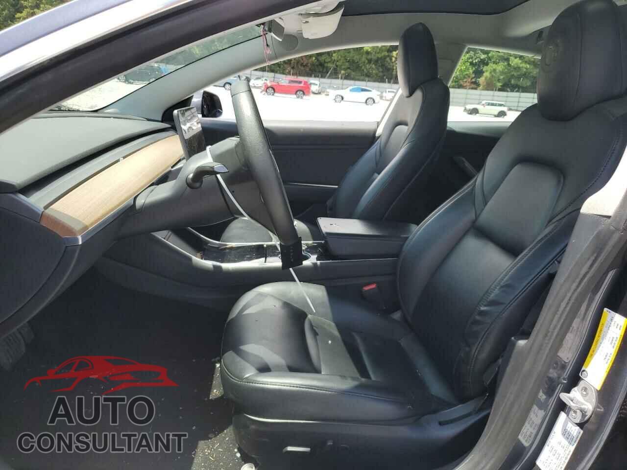 TESLA MODEL 3 2020 - 5YJ3E1EB3LF647447
