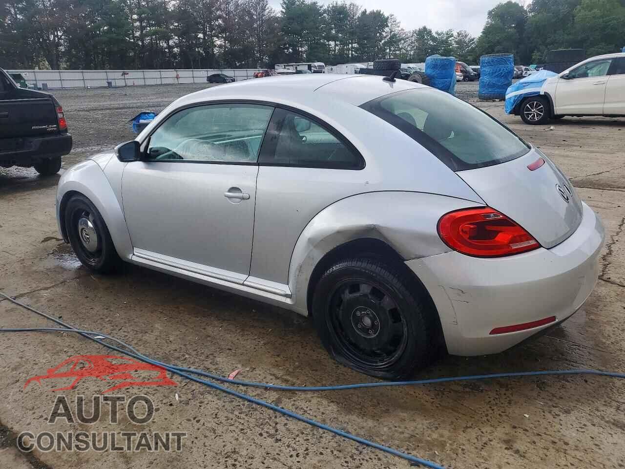 VOLKSWAGEN BEETLE 2012 - 3VWJP7AT4CM613352