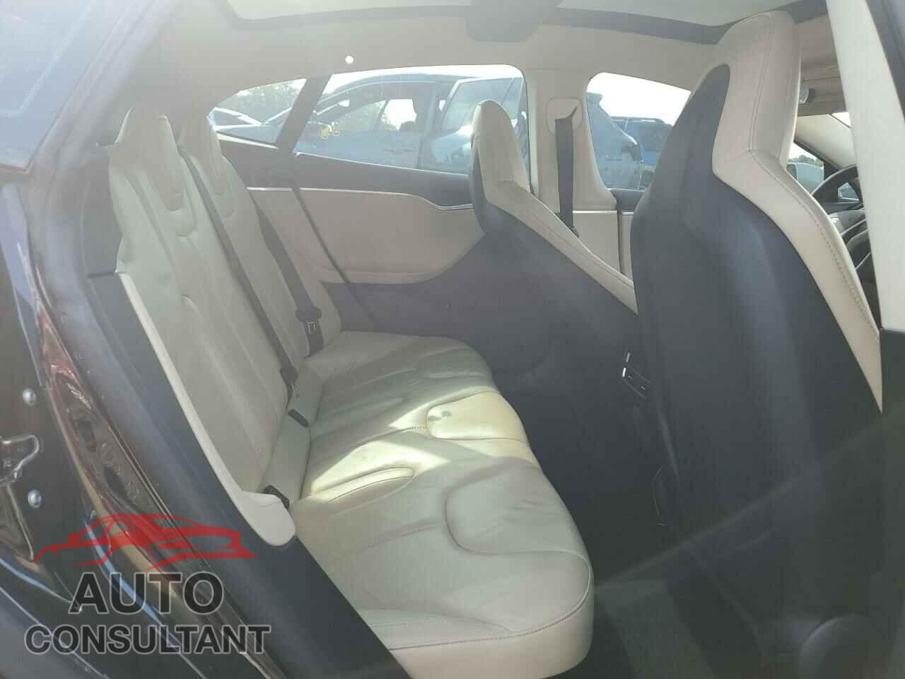 TESLA MODEL S 2013 - 5YJSA1CG2DFP25370