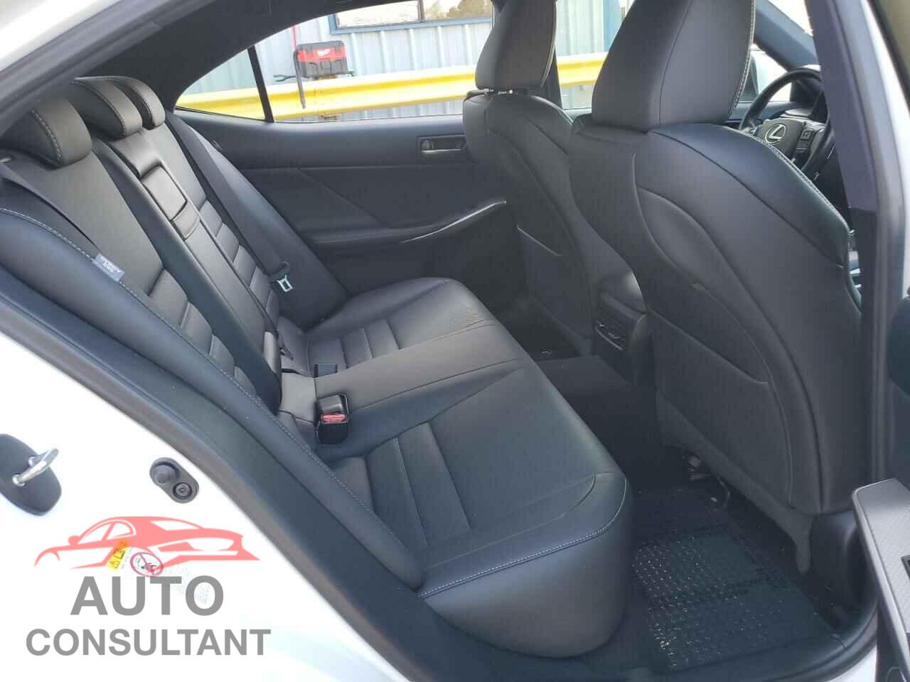 LEXUS IS 2017 - JTHCM1D24H5016203