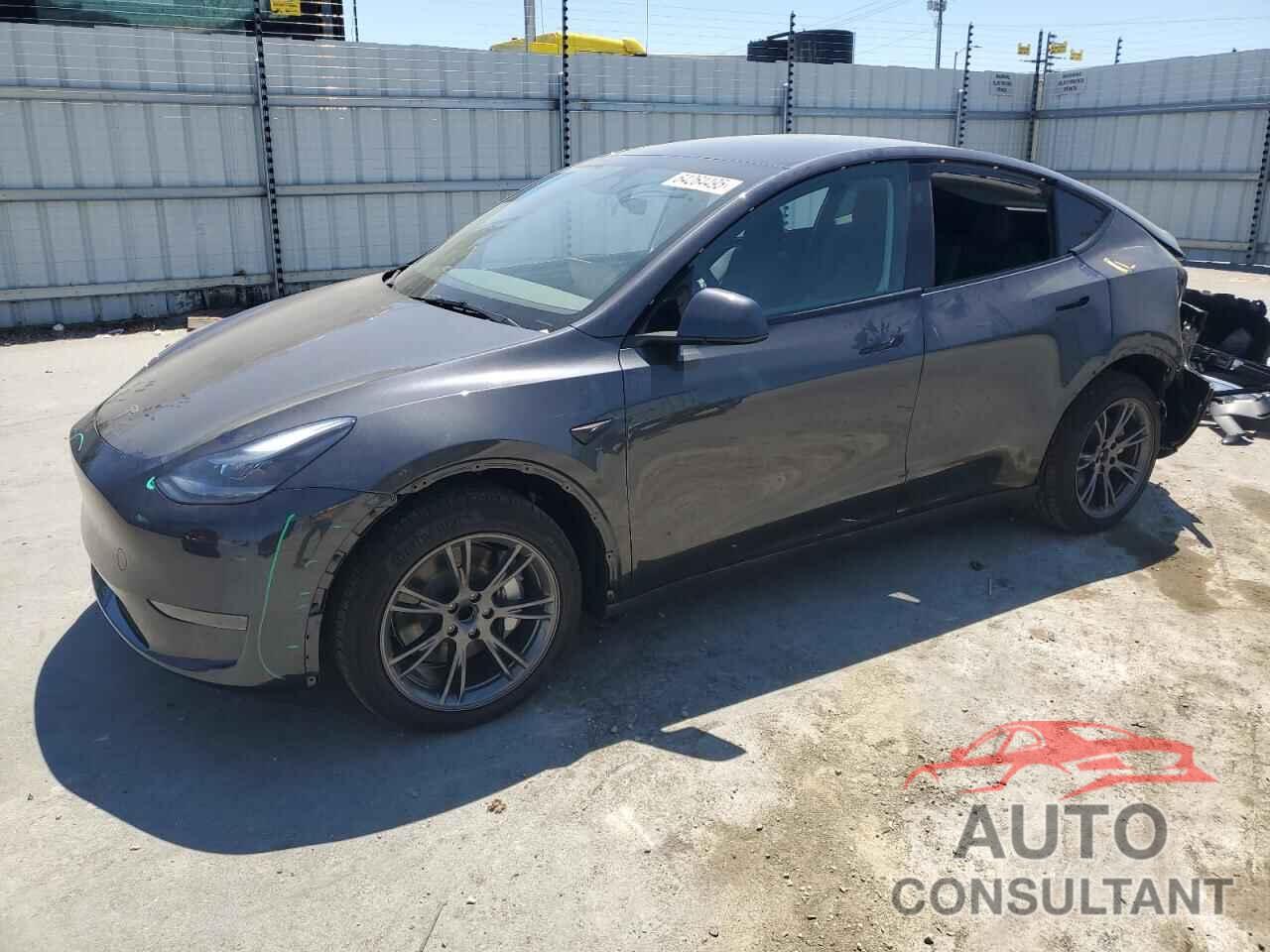 TESLA MODEL Y 2025 - 7SAYGDED3SF239146