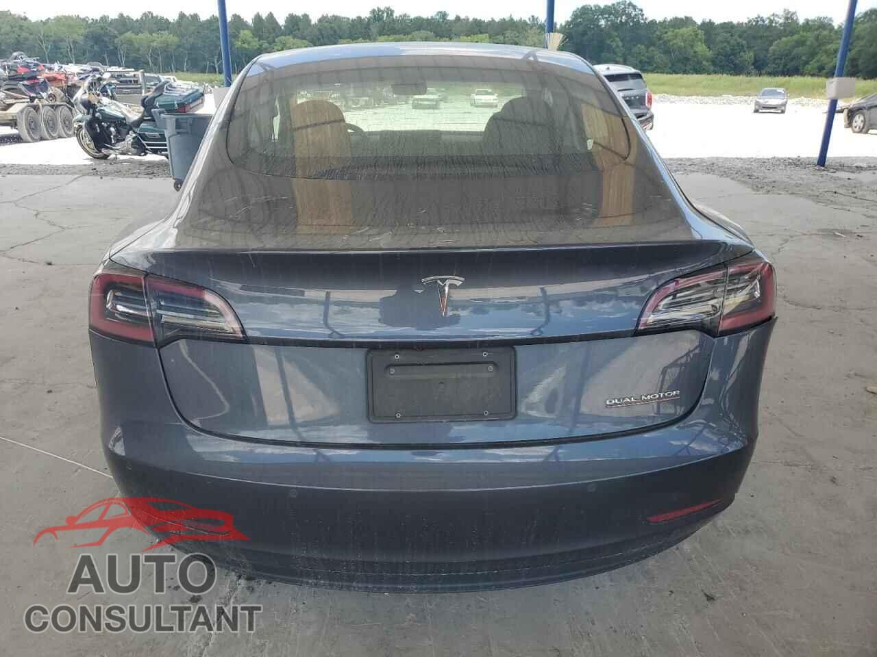 TESLA MODEL 3 2019 - 5YJ3E1EB4KF209986