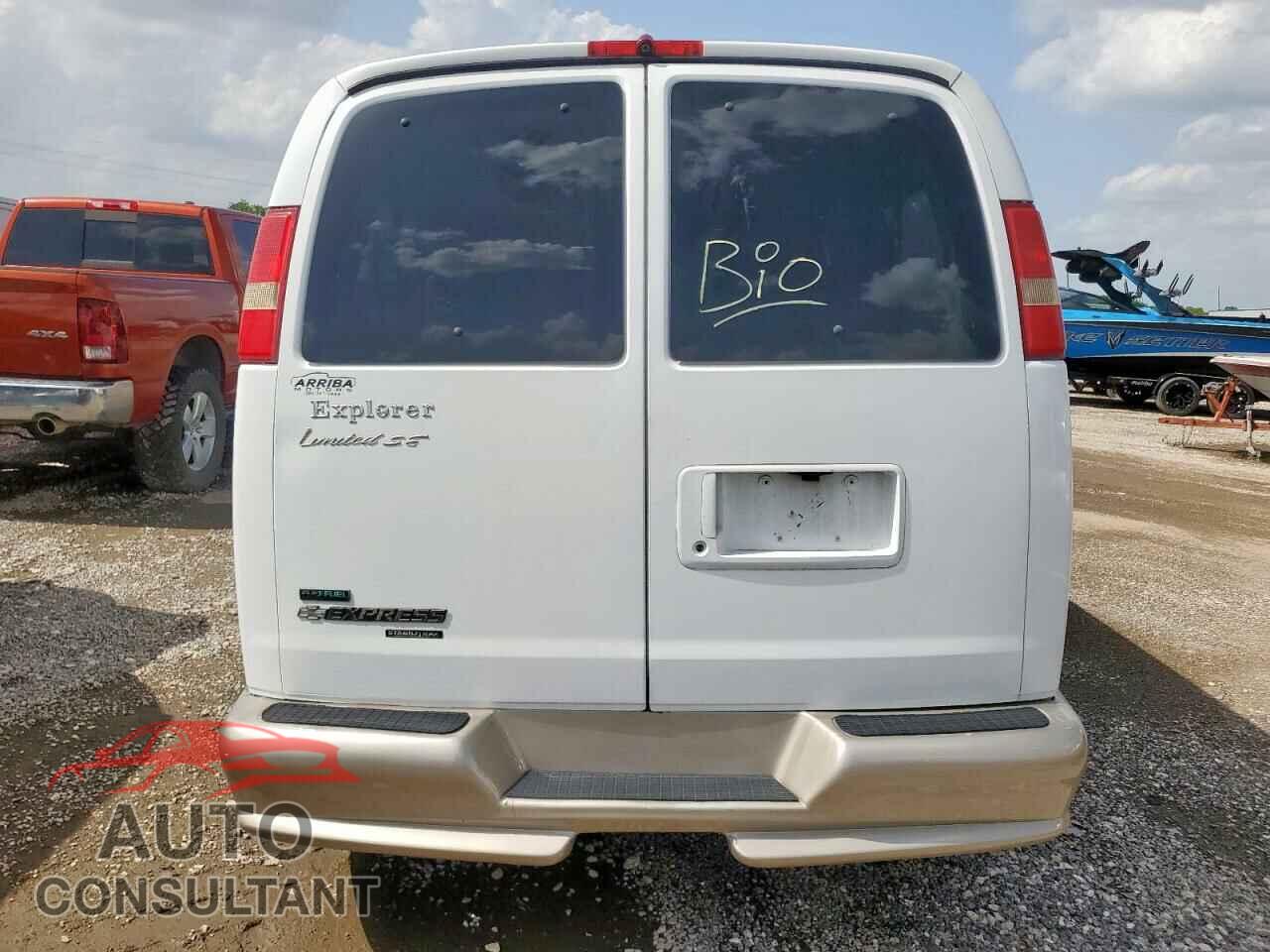 CHEVROLET EXPRESS 2012 - 1GBSGDC40C1109832