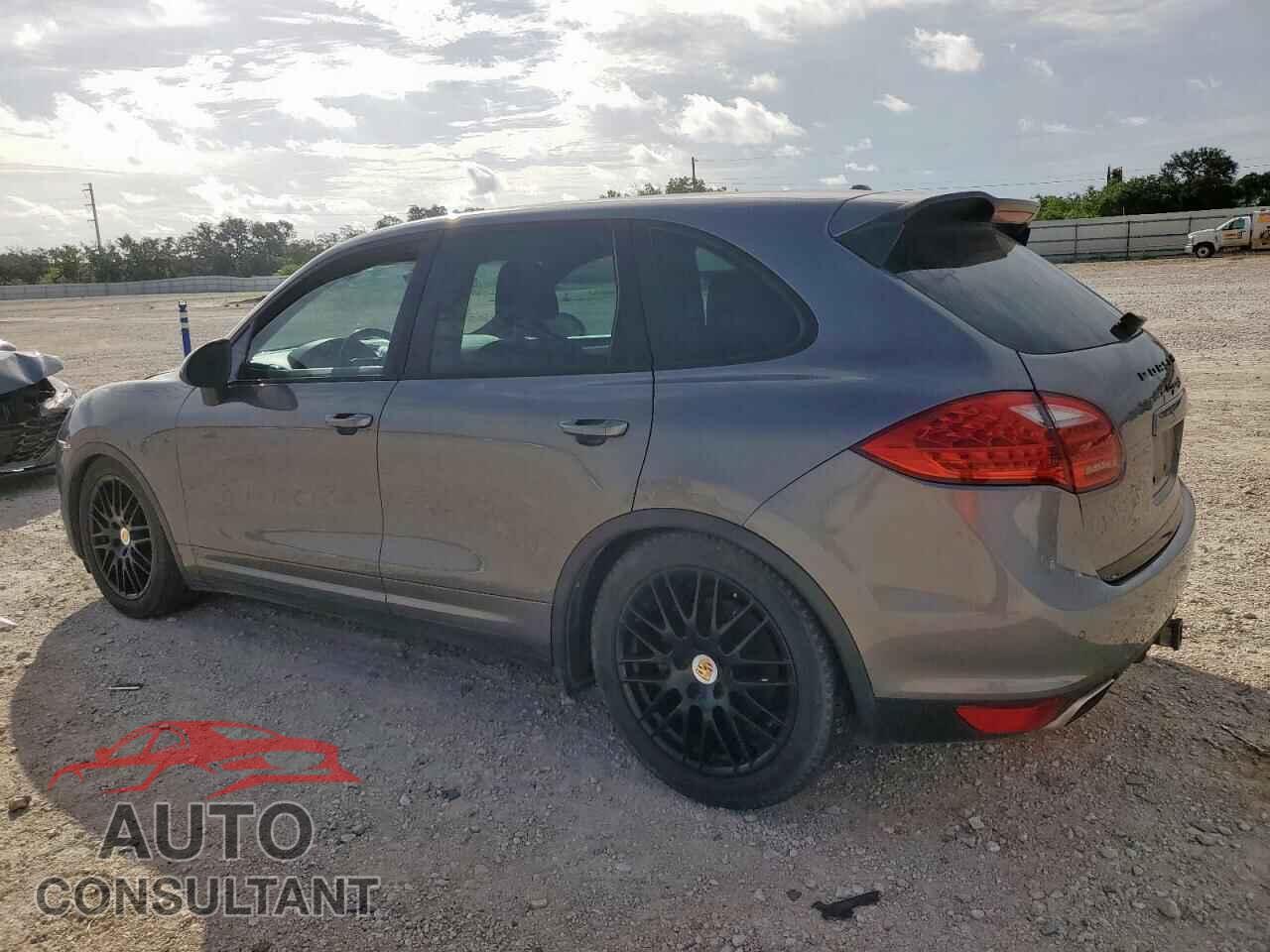 PORSCHE CAYENNE 2012 - WP1AB2A22CLA41516