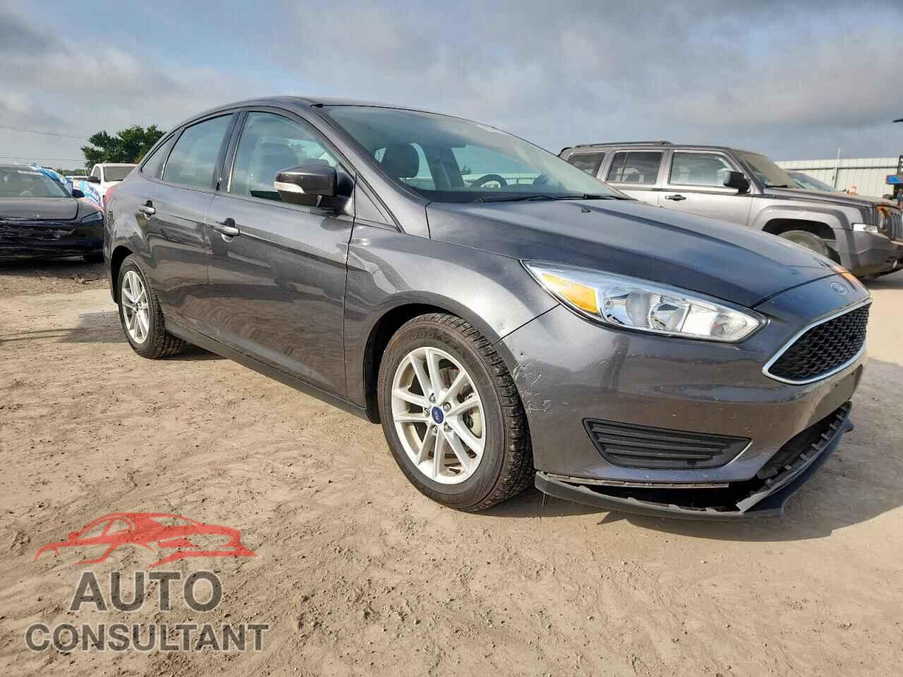 FORD FOCUS 2015 - 1FADP3F22FL219627