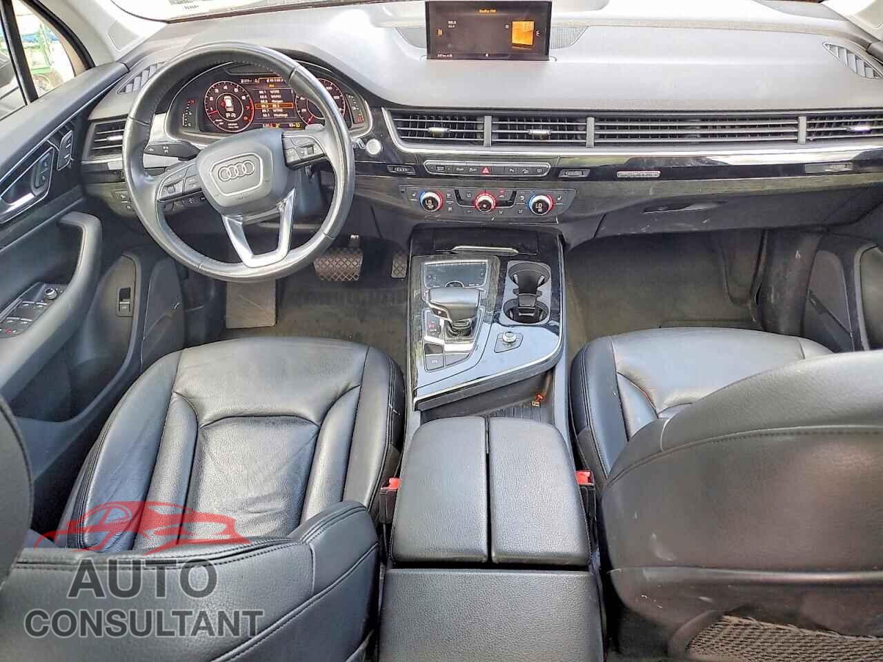 AUDI Q7 2018 - WA1LAAF77JD032808