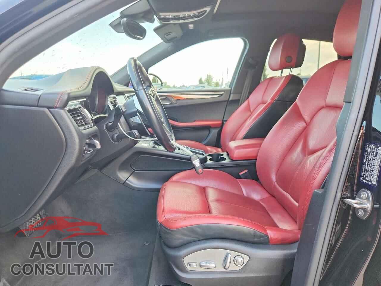 PORSCHE MACAN 2018 - WP1AA2A50JLB06261