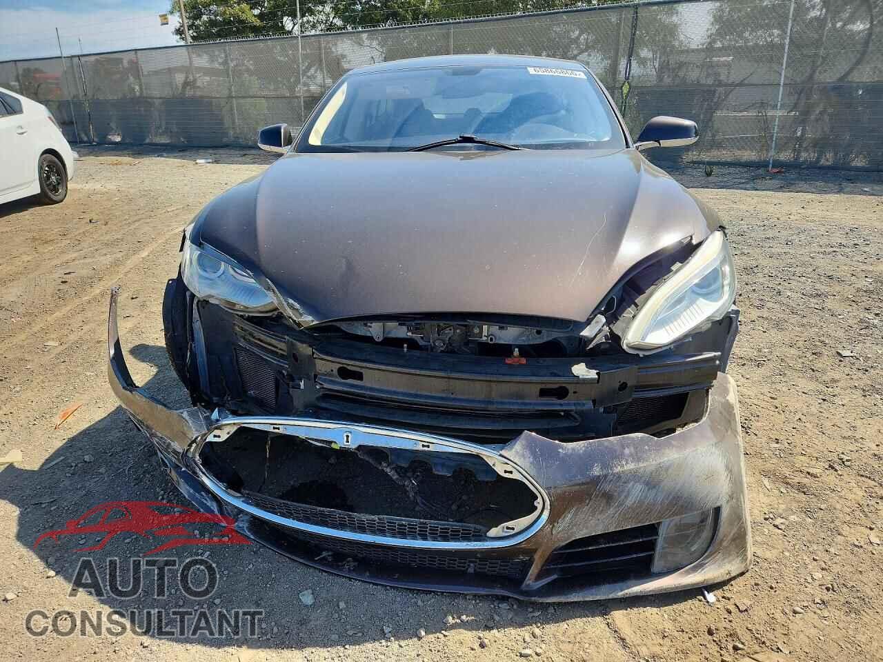 TESLA MODEL S 2013 - 5YJSA1CG7DFP19578
