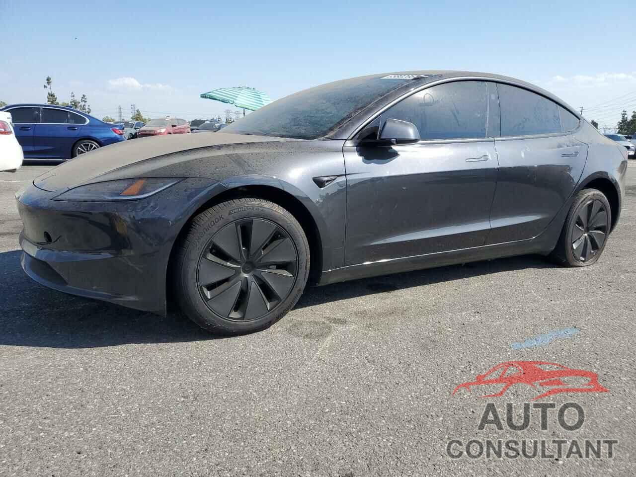 TESLA MODEL 3 2024 - 5YJ3E1EA7RF736468