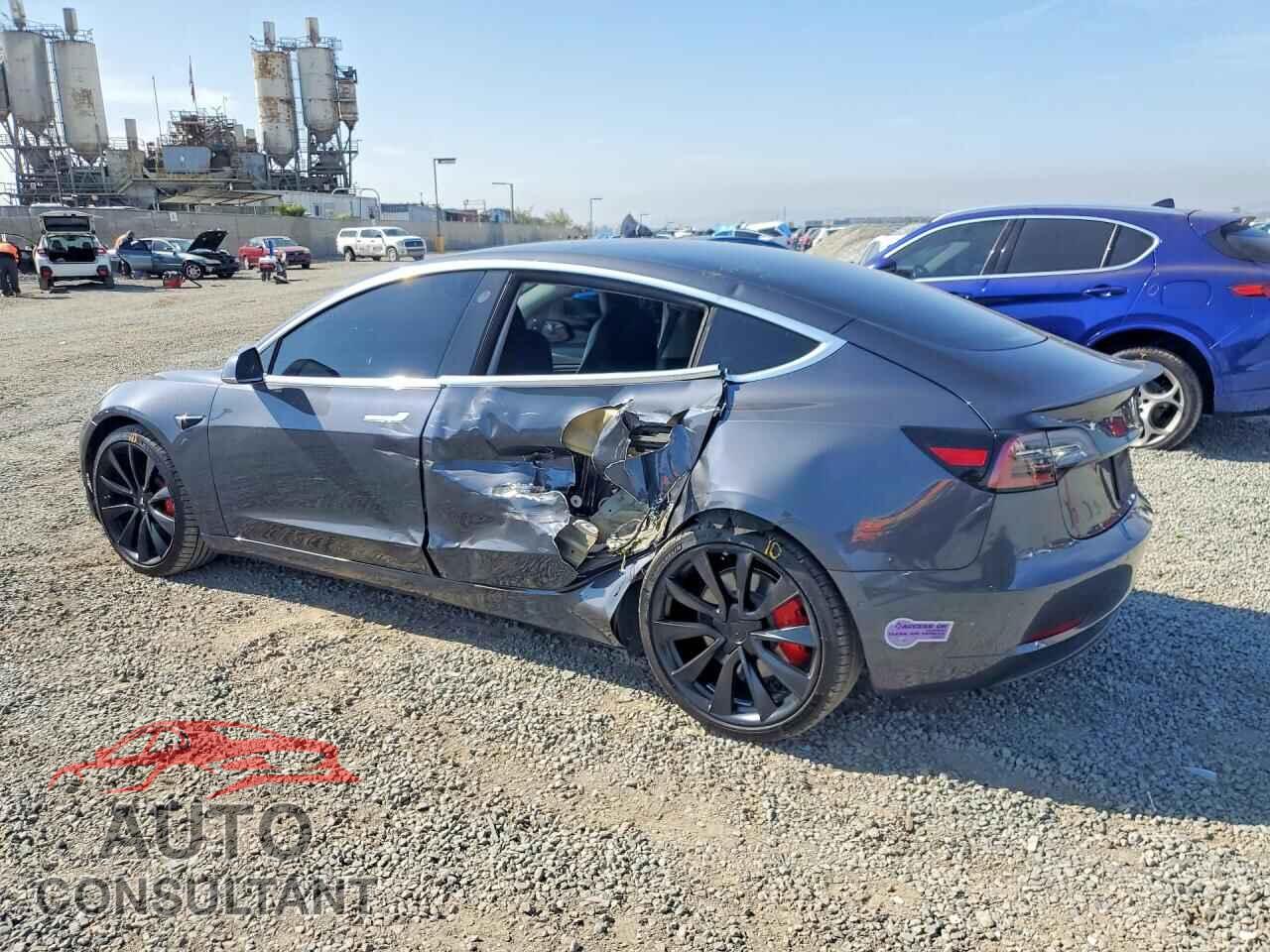 TESLA MODEL 3 2019 - 5YJ3E1EB7KF392770