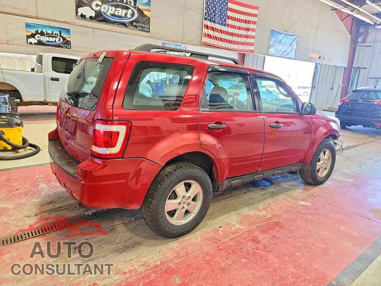 FORD ESCAPE 2010 - 1FMCU9C77AKB77063
