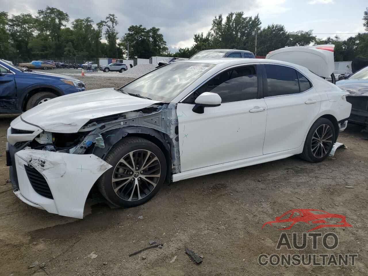 TOYOTA CAMRY 2018 - JTNB11HK6J3010321