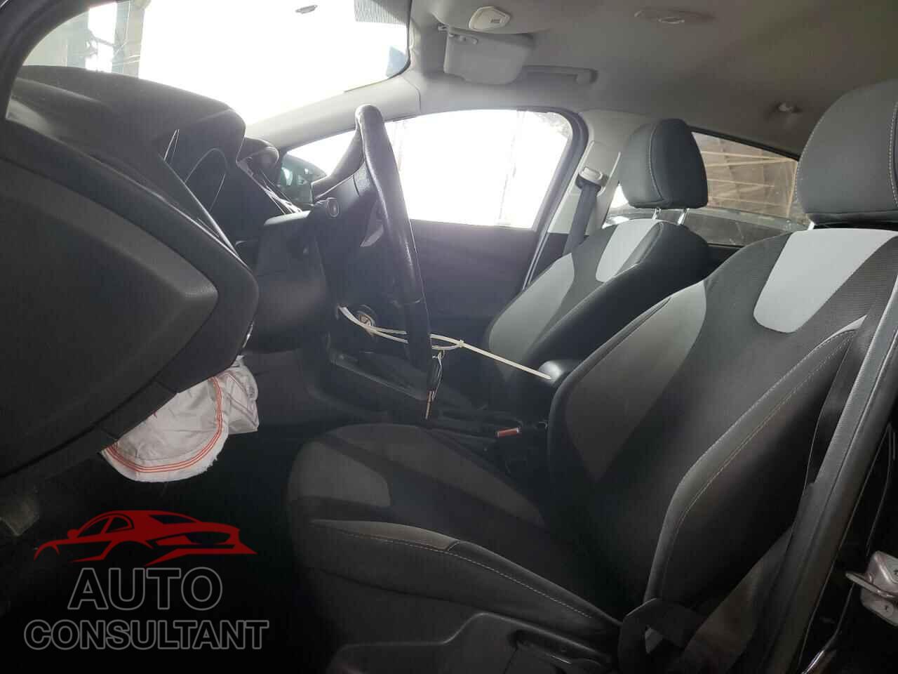 FORD FOCUS 2014 - 1FADP3K26EL259729
