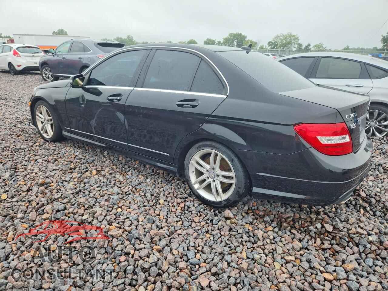 MERCEDES-BENZ C-CLASS 2012 - WDDGF8BB5CA683327