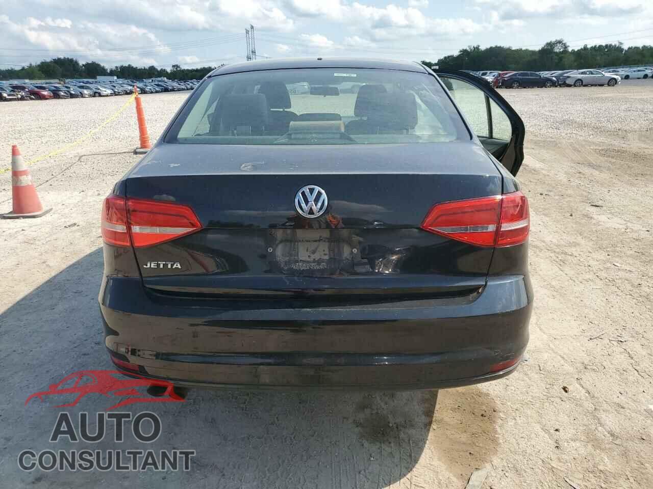 VOLKSWAGEN JETTA 2015 - 3VW2K7AJ7FM337657
