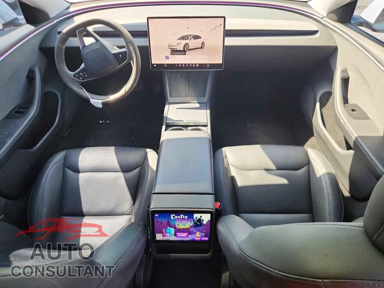 TESLA MODEL 3 2024 - 5YJ3E1EA3RF733079