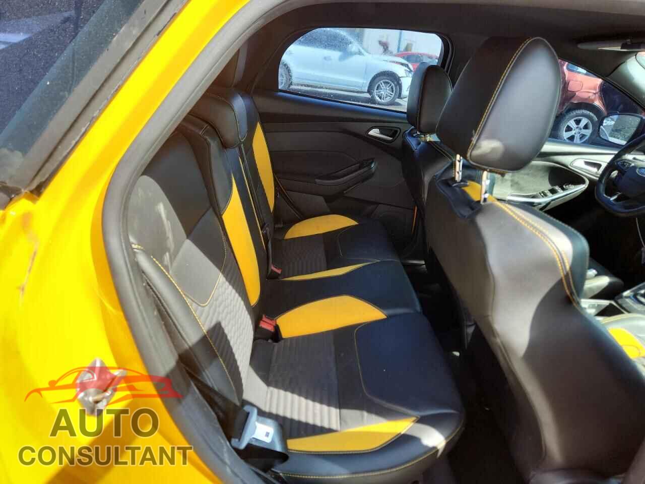 FORD FOCUS 2016 - 1FADP3L94GL201973