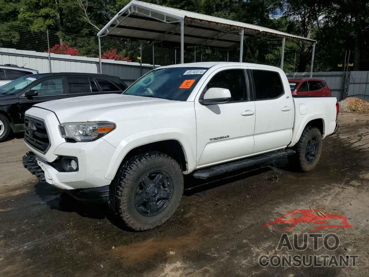 TOYOTA TACOMA 2018 - 5TFCZ5AN1JX154588