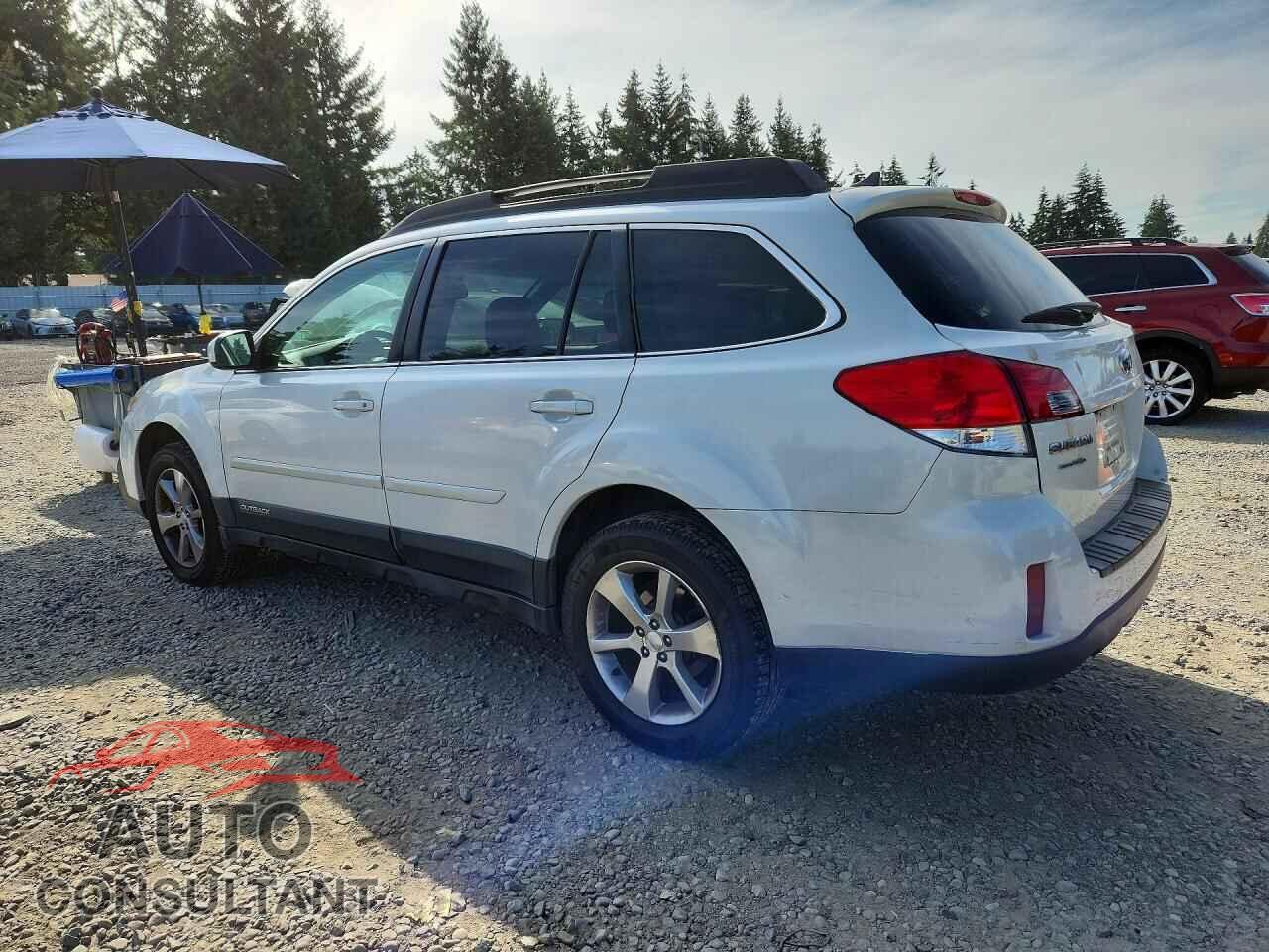 SUBARU OUTBACK 2014 - 4S4BRBMC5E3271104
