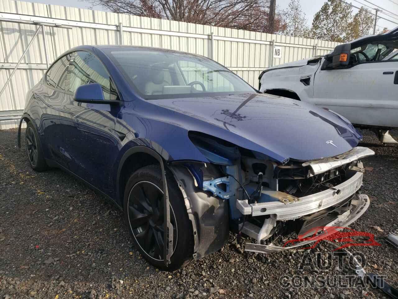 TESLA MODEL Y 2020 - 5YJYGDEE6LF011679
