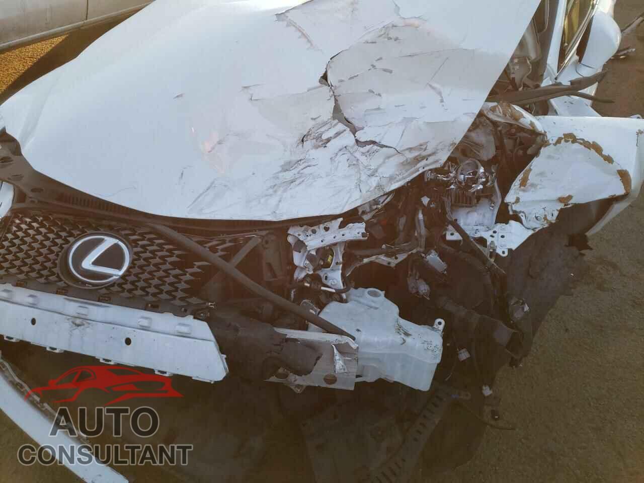 LEXUS IS 2016 - JTHBA1D24G5022019