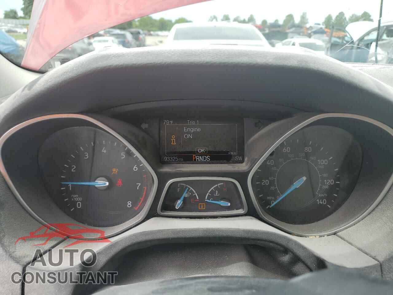 FORD FOCUS 2015 - 1FADP3N28FL339370