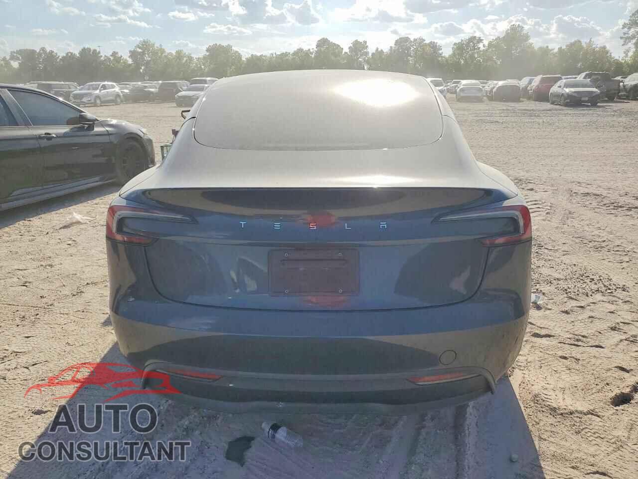 TESLA MODEL 3 2024 - 5YJ3E1EA0RF861232