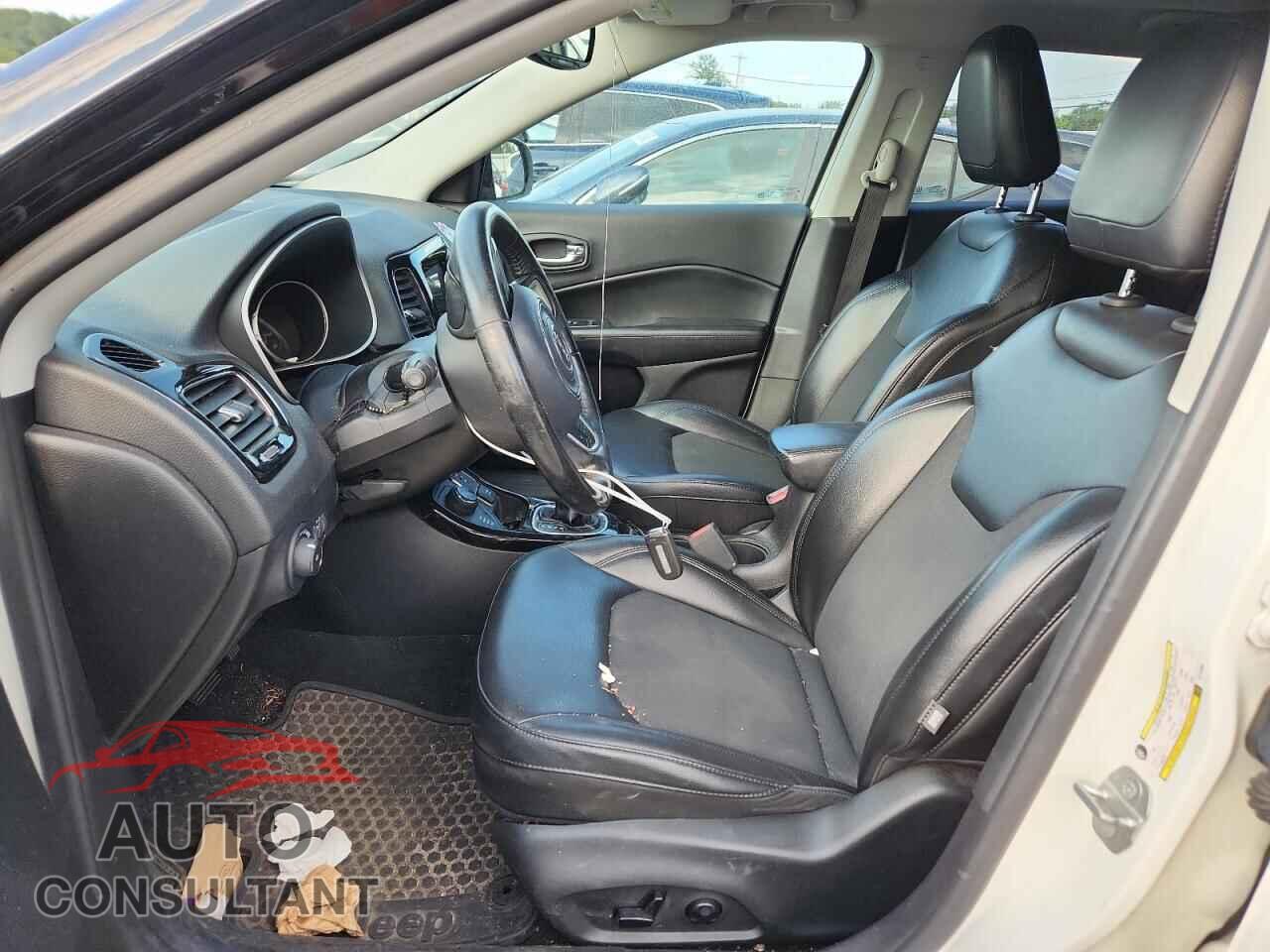 JEEP COMPASS 2019 - 3C4NJDBB6KT745060