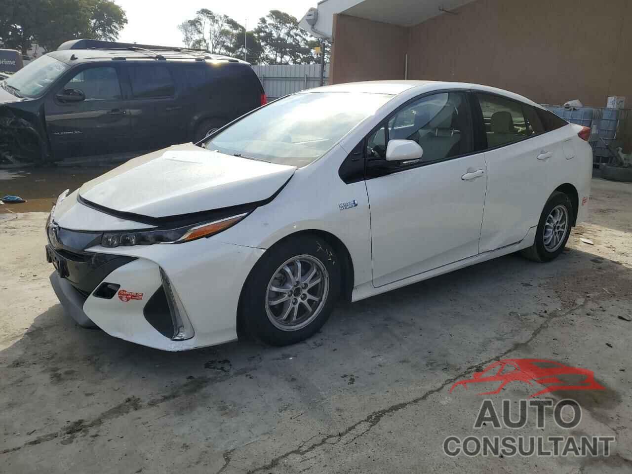 TOYOTA PRIUS 2018 - JTDKARFP4J3086668