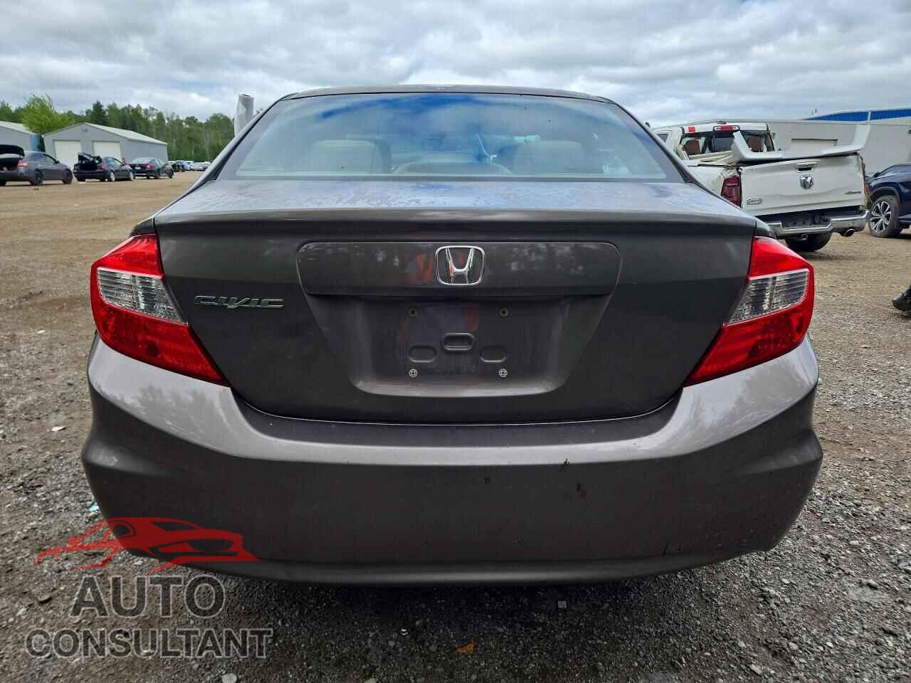 HONDA CIVIC 2012 - 2HGFB2F52CH036244