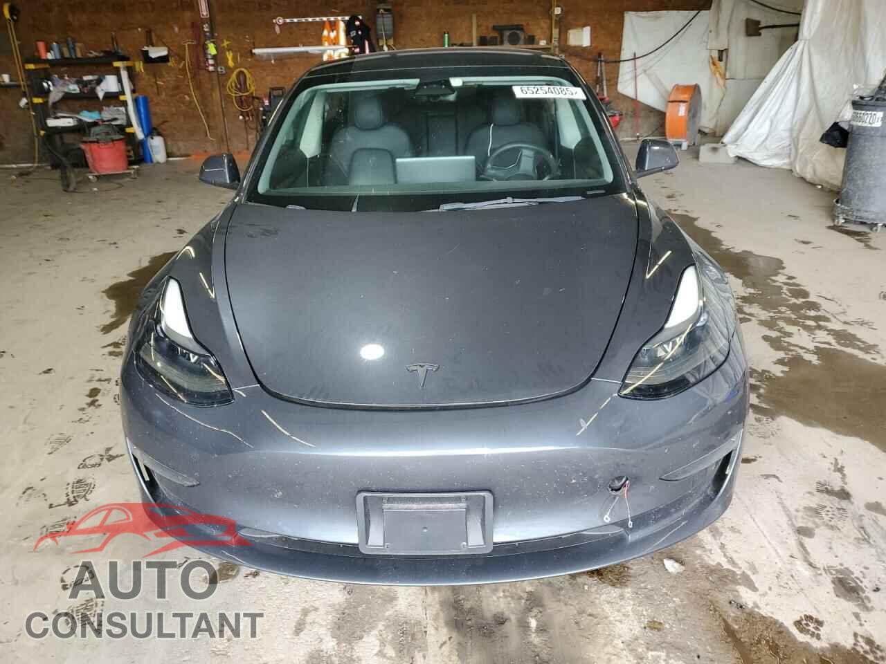 TESLA MODEL 3 2023 - 5YJ3E1EA4PF487429