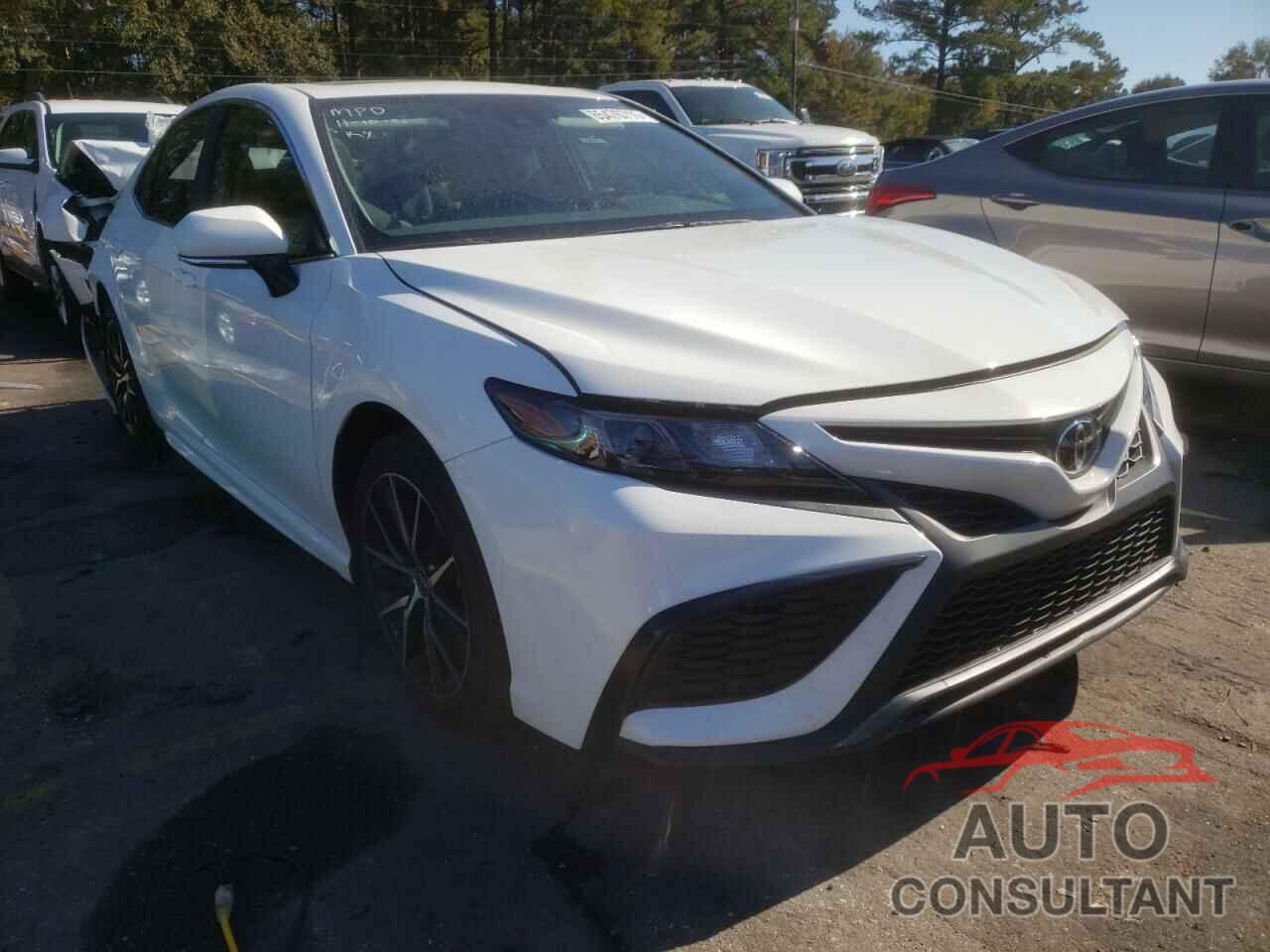 TOYOTA CAMRY 2021 - 4T1T11AK4MU432178