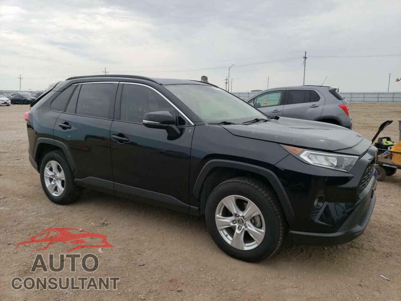 TOYOTA RAV4 2019 - JTMP1RFV0KD016357