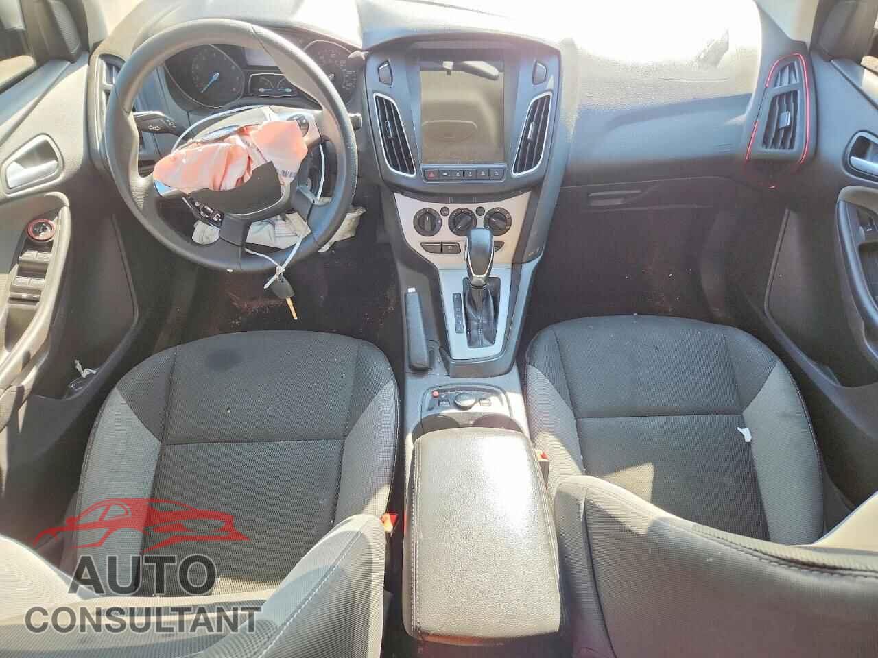 FORD FOCUS 2014 - 1FADP3F25EL360979